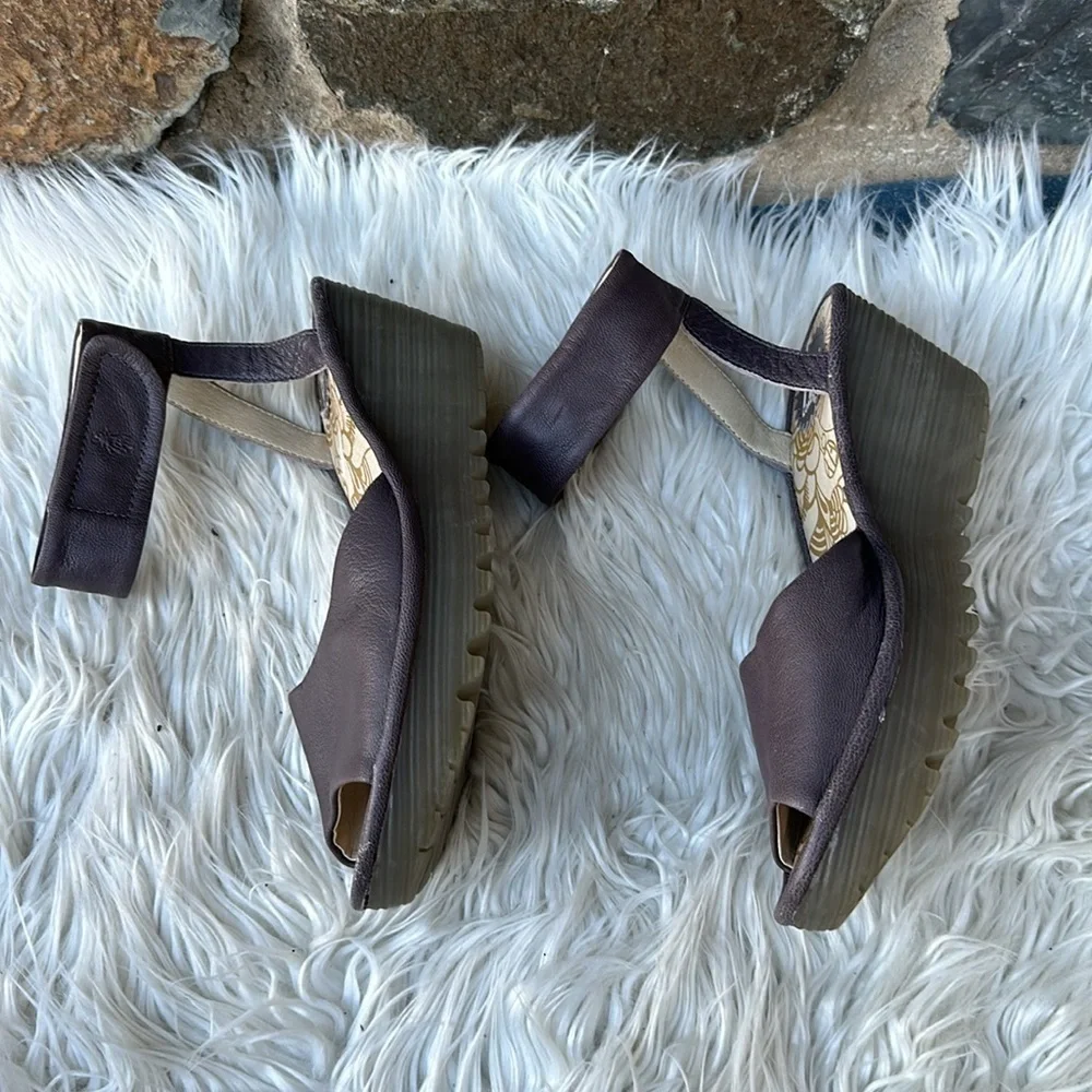 Fly London Yaji Silver Borgogna Platform Wedge Sandals Women's US 9-9.5 /EU 39